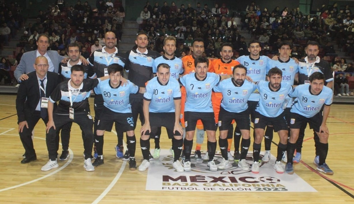 Mundial Futsal: Uruguay clasifica a Cuartos de Final - XEWT 12