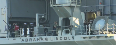 Descubren agua contaminada en el USS Abraham Lincoln