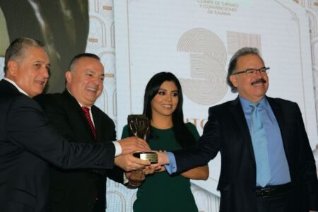 Entregan Mérito Turístico en Tijuana