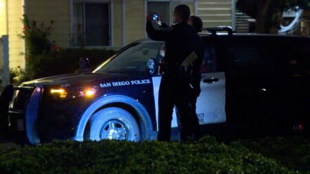 Repartidora de periódicos reportó intento de secuestro en Point Loma
