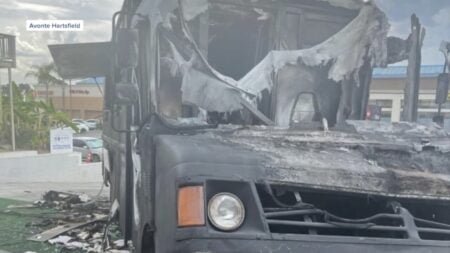 Acusan a hombre de quemar su propio negocio