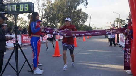 Corren más de 6 mil en Tijuana
