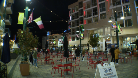 A pesar del frío, visitan Downtown este fin de semana