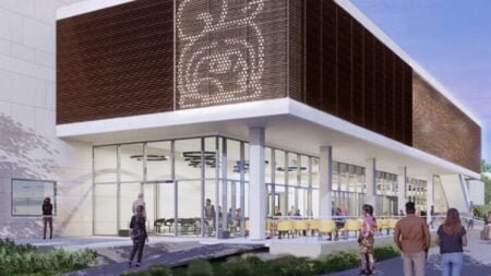 Ponen primera piedra de la nueva unión de estudiantes de Southwestern College