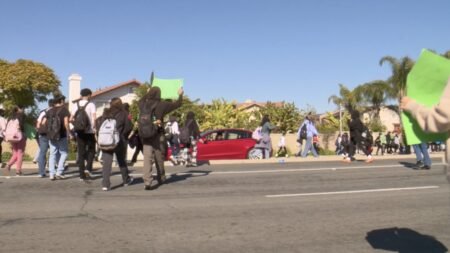 Protestan por presunto abuso sexual en Lincoln HS