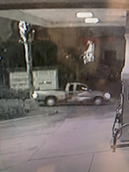 Conductor buscado después de huir de la escena del choque