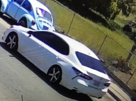 Buscan a ladrones de Lincoln Acres