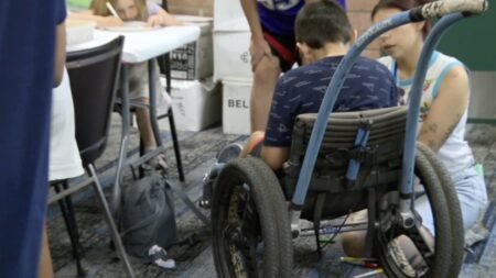 Campamento de verano ayuda a niños con cáncer