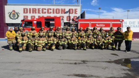 Toman bomberos de ocho estaciones Curso de Gestión y Mandos