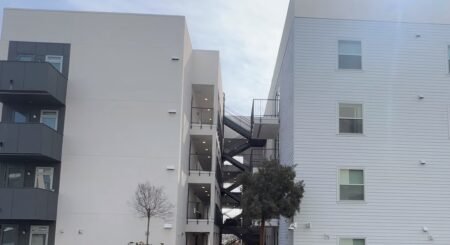 Inauguran nuevas viviendas asequibles en City Heights