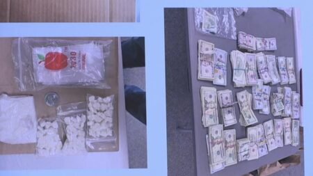 Acusan a 51 personas por crímenes en mercado de drogas al aire libre de East Village
