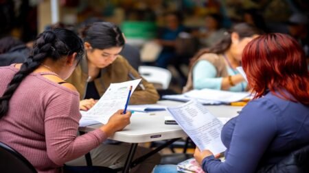 Realizarán jornada de acreditación de primaria y secundaria en Palacio Municipal