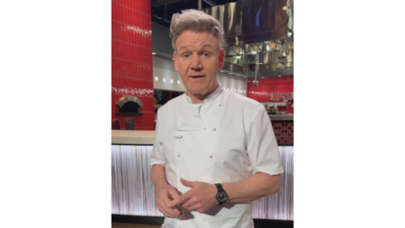 Chef Gordon Ramsay sufre aparatoso accidente en bicicleta