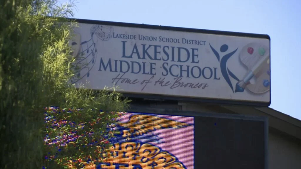 Distrito Escolar Unificado de Lakeside implementa nueva Declaración de Derechos de los Padres