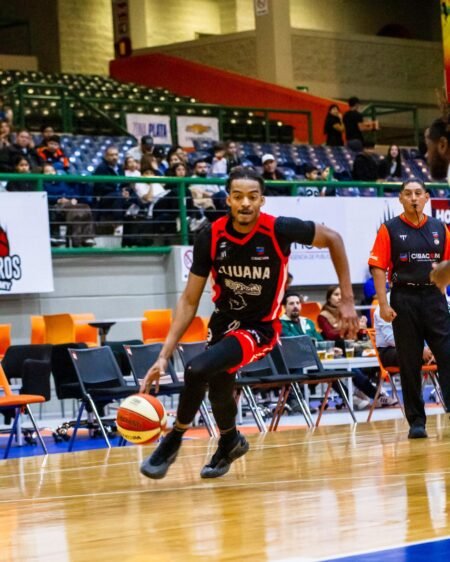Tras una gran reacción, Zonkeys arranca la Temporada 2025 con el pie derecho