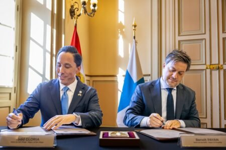San Diego y Marsella formalizan alianza como Ciudades Hermanas para impulsar comercio, innovación y cultura