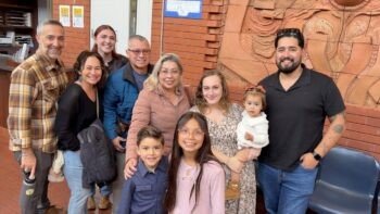 Condado celebra la adopción de 39 menores durante las festividades del Mes Nacional de la Adopción