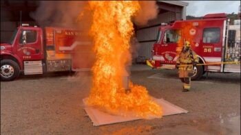 Bomberos alertan sobre el peligro de freír pavo en Thanksgiving