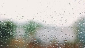 El Condado de San Diego se prepara ante la primera tormenta invernal y ofrece consejos para mantenerse seguro