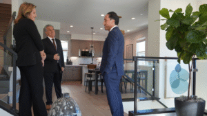 Alcalde Gloria lanza iniciativa para ampliar opciones de vivienda para familias y compradores primerizos